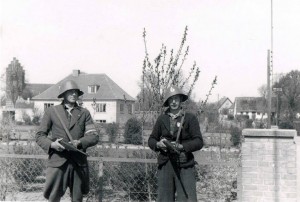 Frihedskæmpere. Billedet er taget 4.5.1945 ved Borup Skole.
