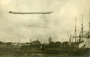Zeppelineren Hansa set fra Køge Havn