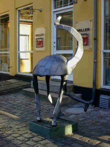 Skulptur "Den dansende Skildpadde", Torvet 19